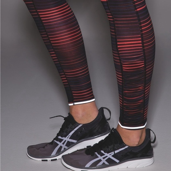 Lululemon Speed Tight IV Twisted Dune Alarming Black - Size 6 - Picture 2 of 15